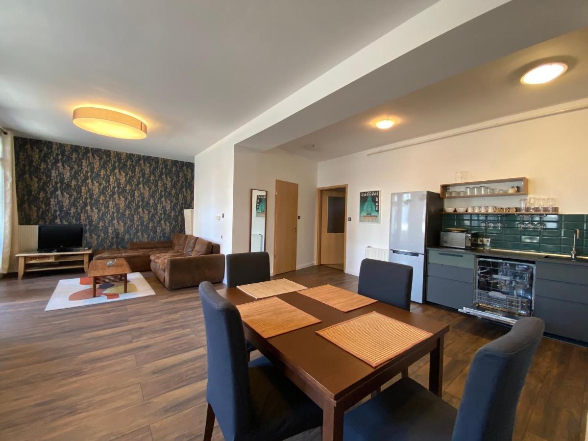 בודפשט 2 Bedroom 107 M2 Loft With Balcony מראה חיצוני תמונה