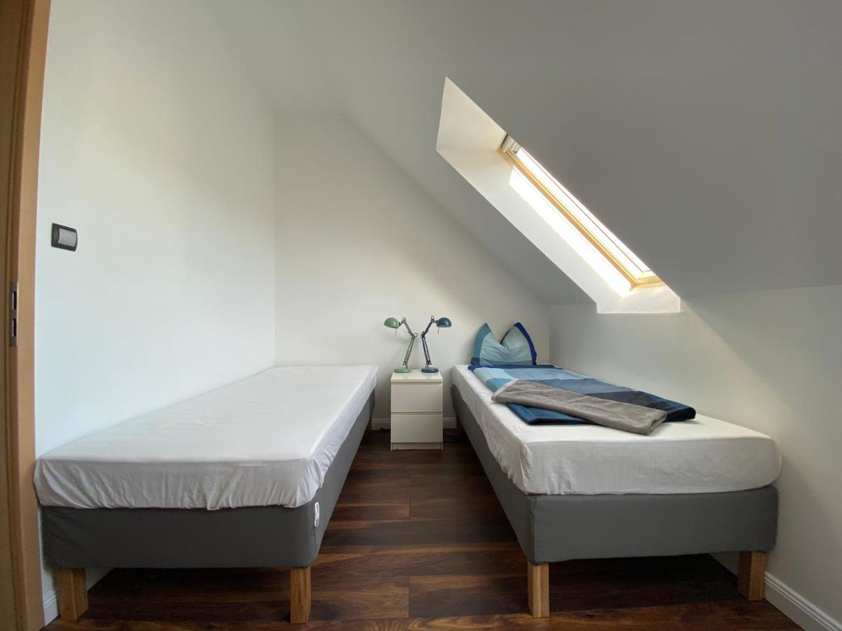 בודפשט 2 Bedroom 107 M2 Loft With Balcony מראה חיצוני תמונה