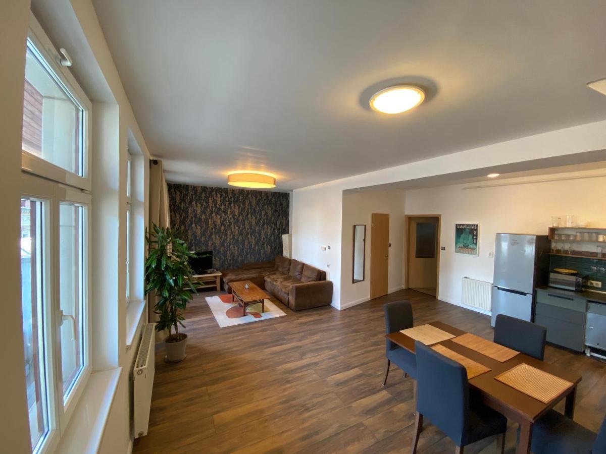 בודפשט 2 Bedroom 107 M2 Loft With Balcony מראה חיצוני תמונה