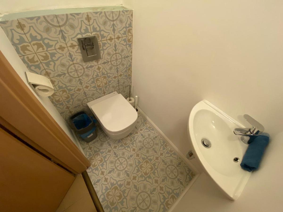 בודפשט 2 Bedroom 107 M2 Loft With Balcony מראה חיצוני תמונה